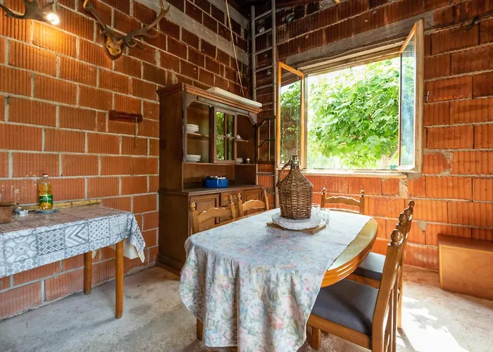 2 Bedroom Amazing In Дом отдыха *